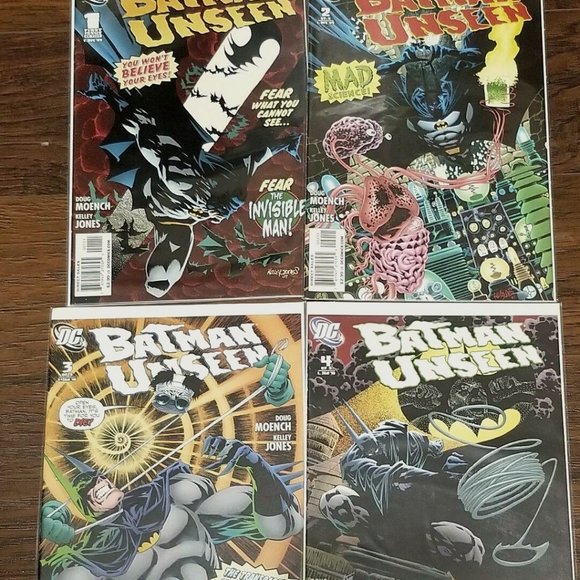 Batman Unseen 1, 2, 3, 4 vs The Invisible Man - Picture 1 of 5